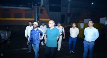 पूर्व मध्य रेल के GM देर रात समस्तीपुर स्टेशन का निरीक्षण करते हुए यात्री सुविधाओं, सुरक्षा व संरक्षा आदि का जायजा लिया